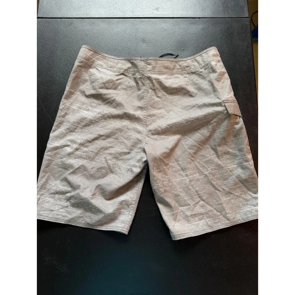 Oakley Mens Board Shorts Grey White Textured Swim Trunks Size 36 RN 96548